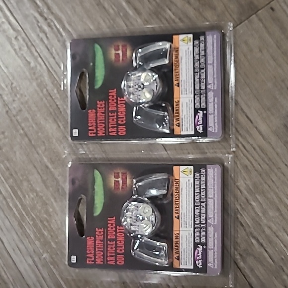 SET OF 2 Green Light Up Mouthpiece - Picture 2 of 2